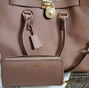 Blush Michael kors large handbag